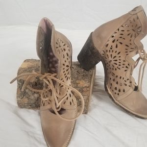 Miss Macie Leather Ankle Boots